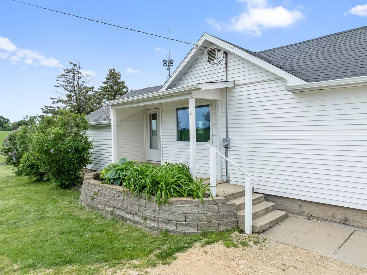 Linn, WI 53147,N1187 Maple Ridge Rd