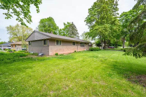 Brown Deer, WI 53223,5870 W Donna Dr