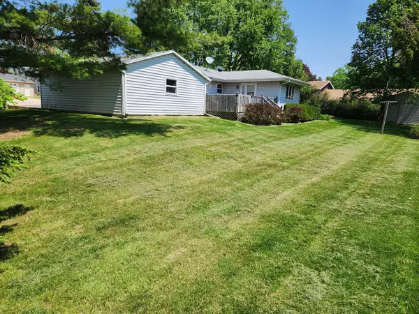 Darien, WI 53114,209 W Washington St