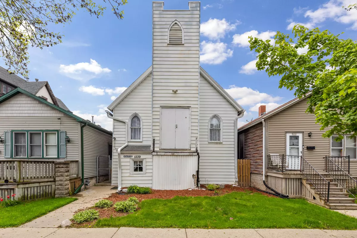 Milwaukee, WI 53204,1239 S 15th St