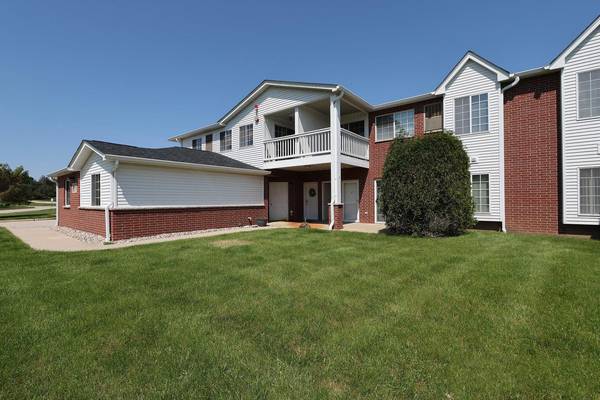 8200 Lexington Pl Unit #3, Pleasant Prairie, WI 53158