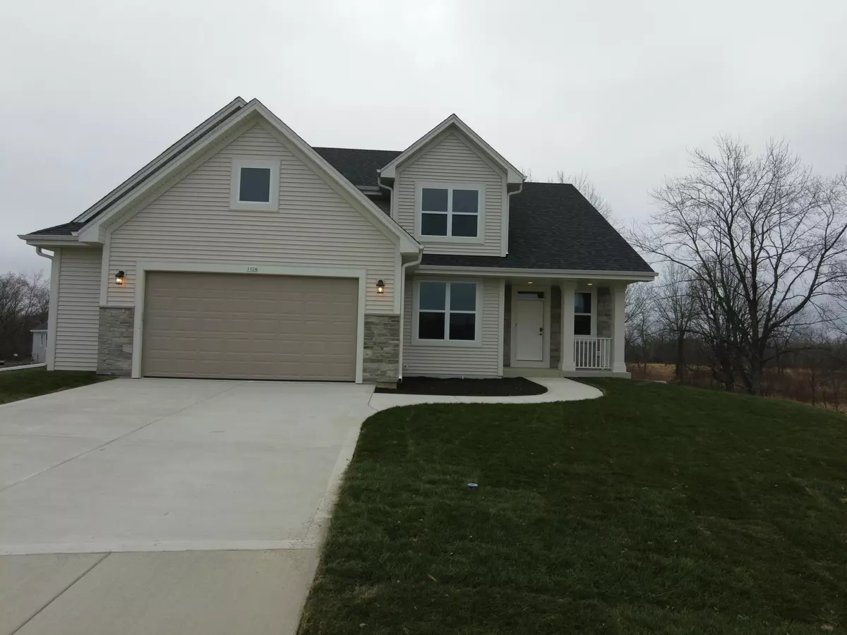 Pewaukee, WI 53072,1124 Oxbow Ct