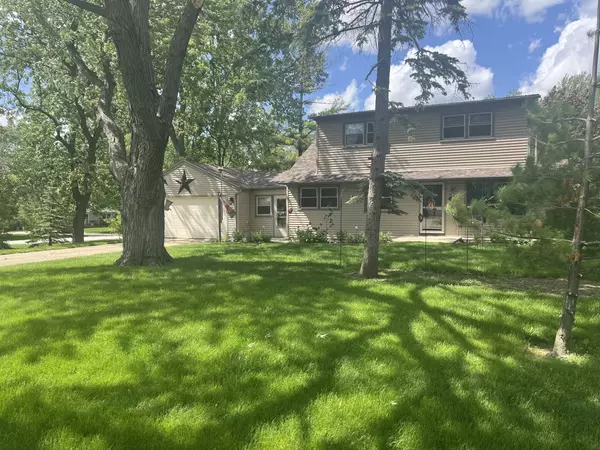 New Berlin, WI 53151,14218 W Gatewood Dr