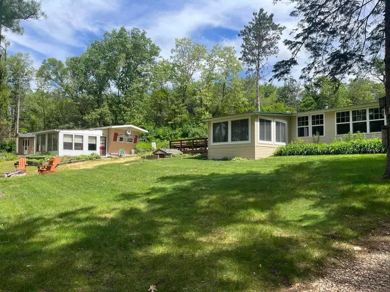 3262 N Parker Lake Rd, Jackson, WI 53952