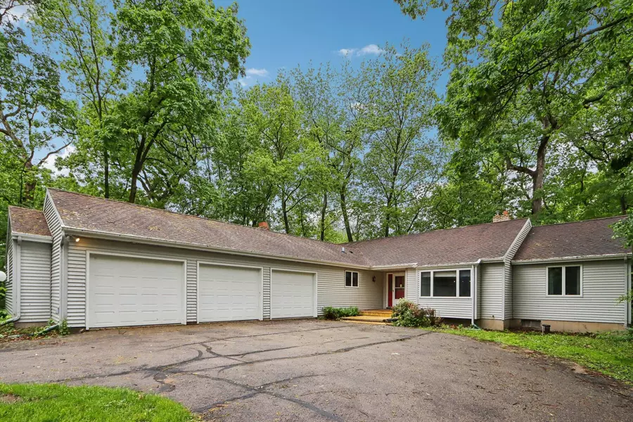 N6637 Upper Shorewood Hills Rd, Lake Mills, WI 53551