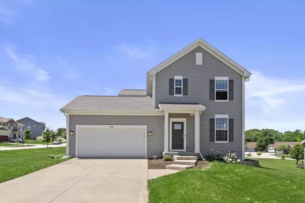 2518 Marie Cir,  Waukesha,  WI 53189