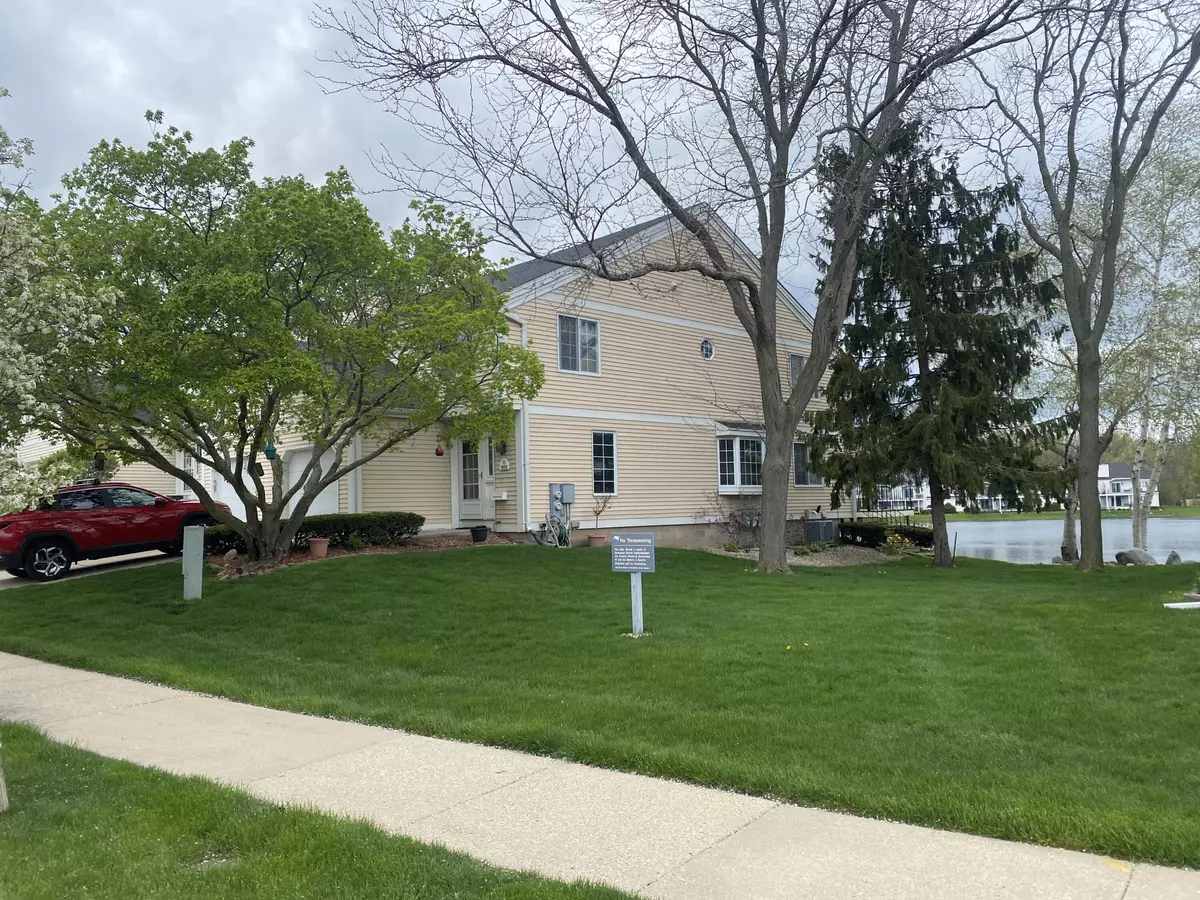 Franklin, WI 53132,7800 W Tuckaway Shores Dr