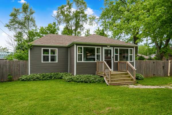 W1023 Eau Claire Rd, Bloomfield, WI 53128