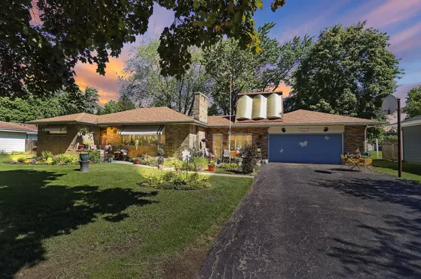 5224 85th St, Pleasant Prairie, WI 53158