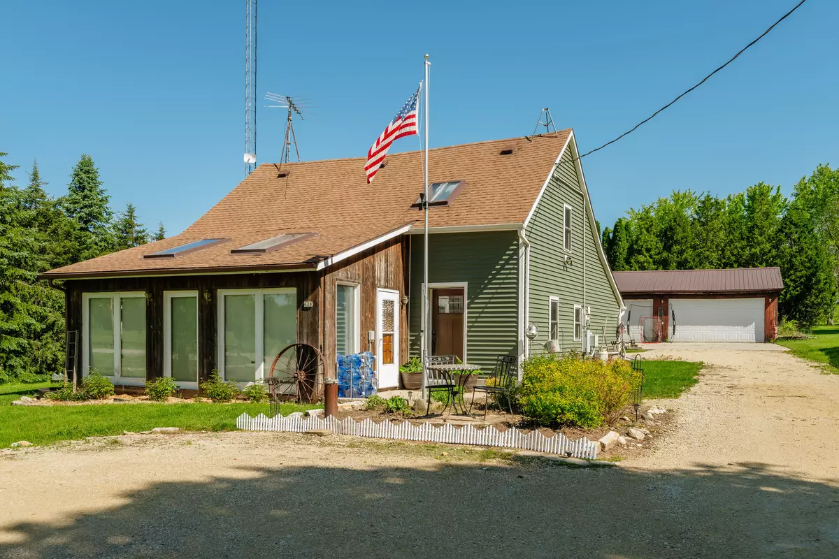 Farmington, WI 53021,628 County Highway H -