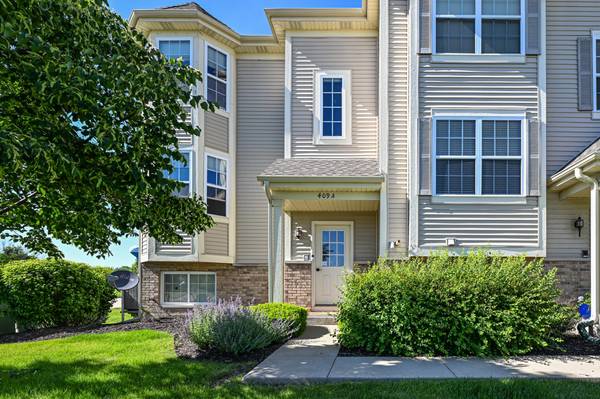 409 Parker Dr Unit A, Genoa City, WI 53128