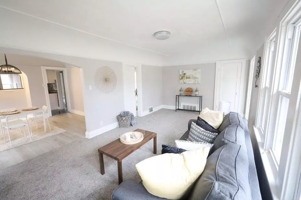 Milwaukee, WI 53210,2949 N 55th St