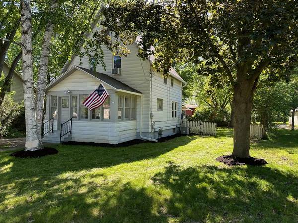 371 S Janesville St, Whitewater, WI 53190