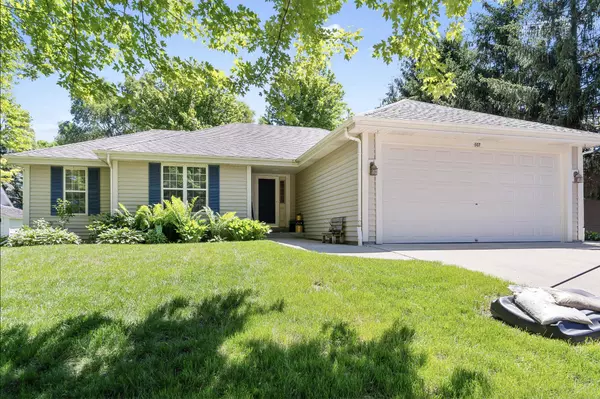 507 Steeple View Rd, West Bend, WI 53095