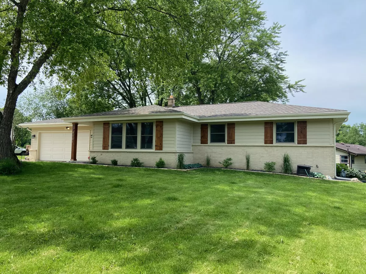 Franklin, WI 53132,8001 S Chapel Hill Dr