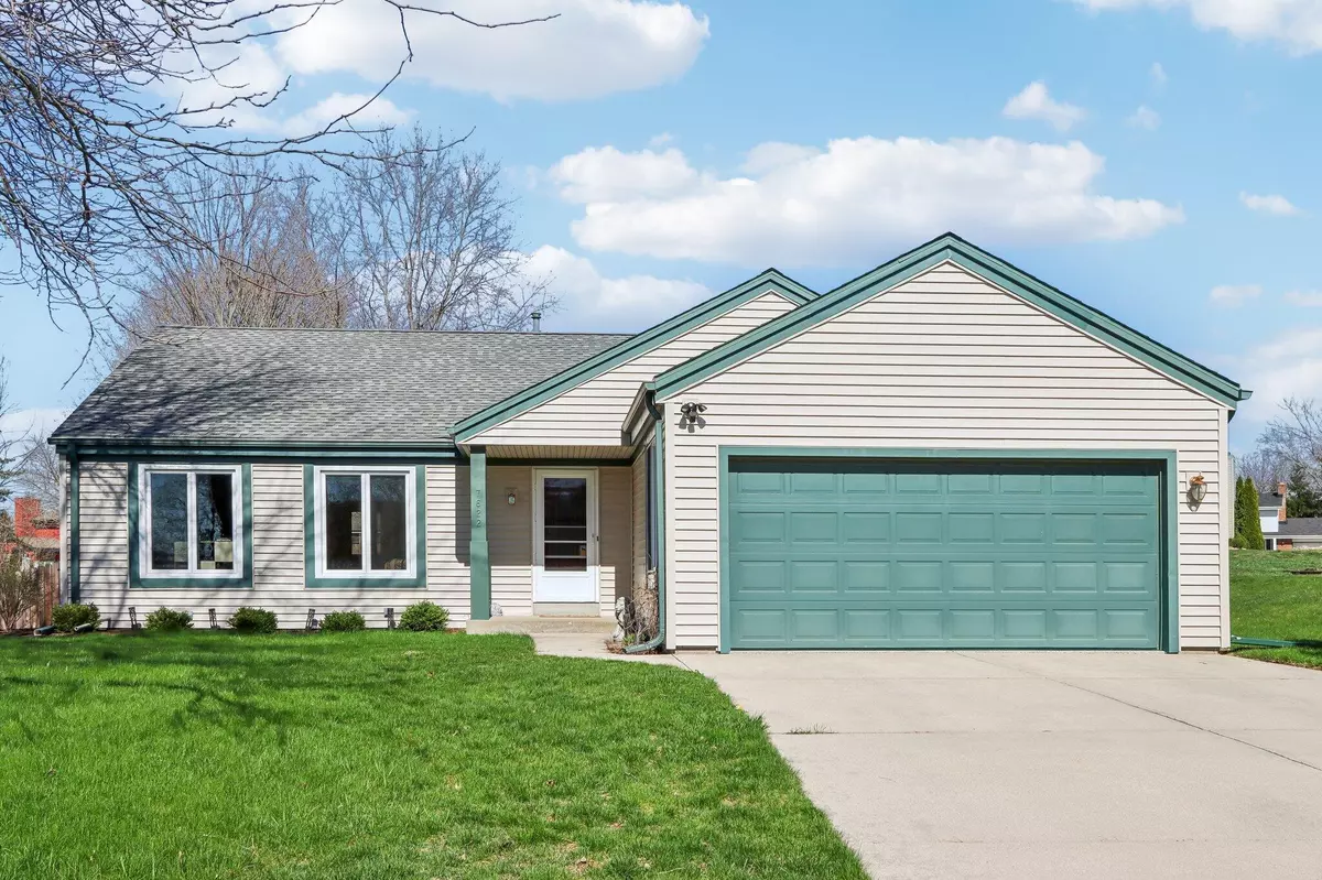 Franklin, WI 53132,7622 S Mission Hills Dr