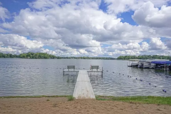 Oconomowoc, WI 53066,W354N6191 Marina Dr