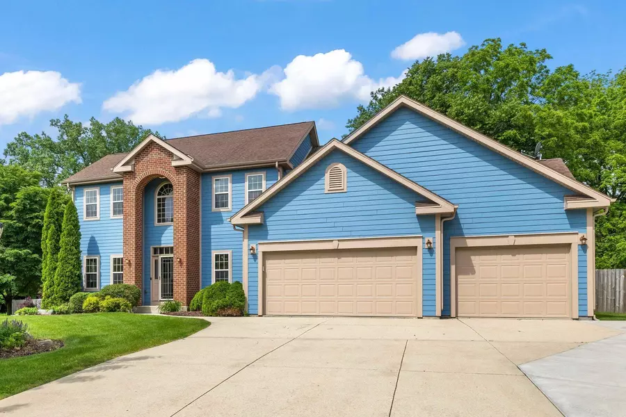 W165S6883 Southview Ct, Muskego, WI 53150