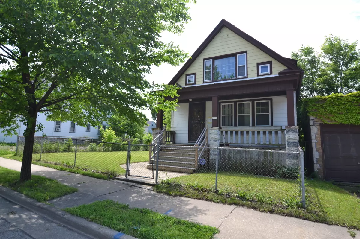 Milwaukee, WI 53206,2431 W Keefe Ave