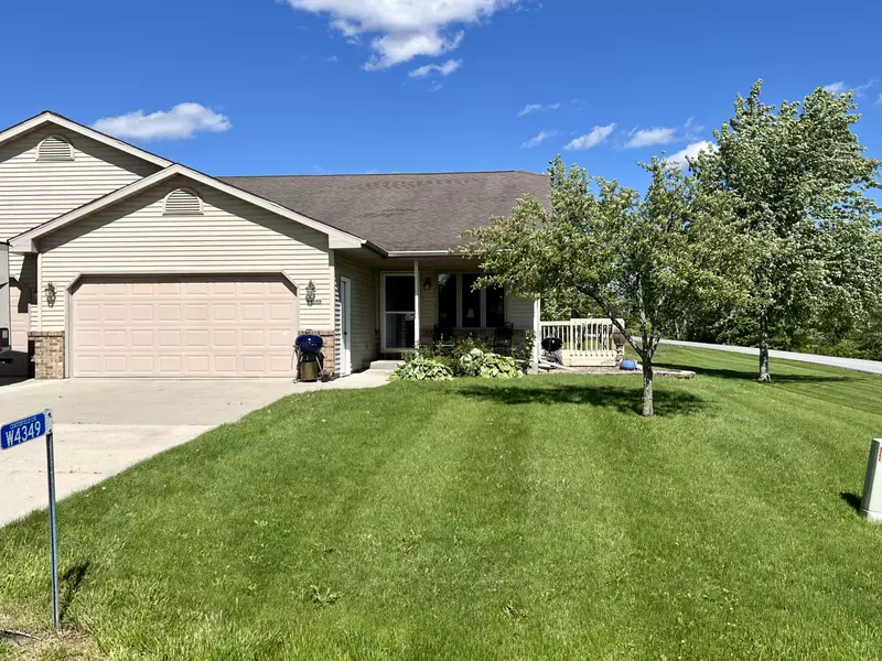 W4349 Centerfield Cir, Lima, WI 53093