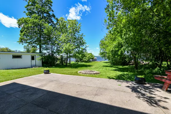 Pewaukee, WI 53072,W267N2817 Woodland Dr