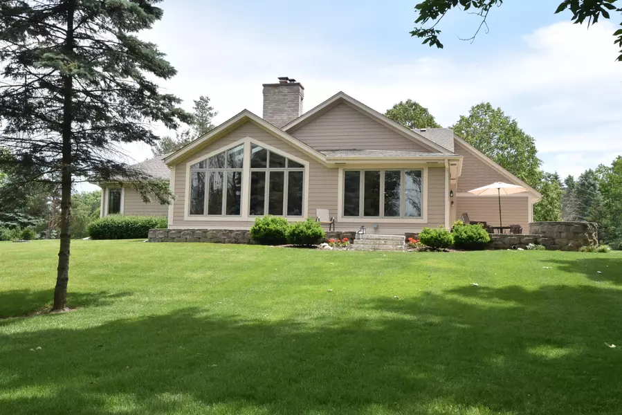 N43W23295 Beaver Ct, Pewaukee, WI 53072