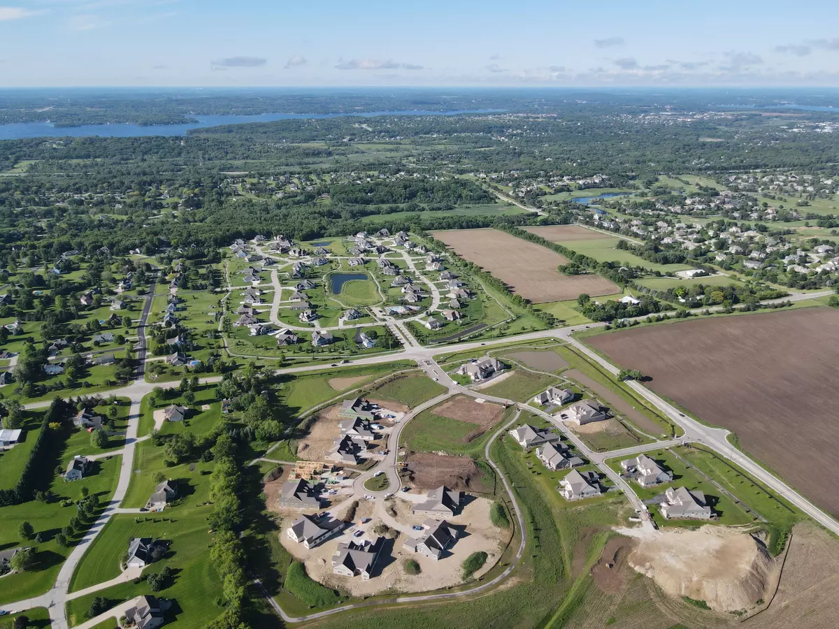 Hartland, WI 53029,1512 Sandhill Blvd Unit 27