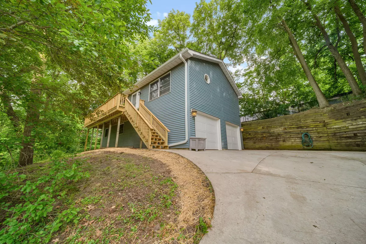 Twin Lakes, WI 53181,211 Oak Ct