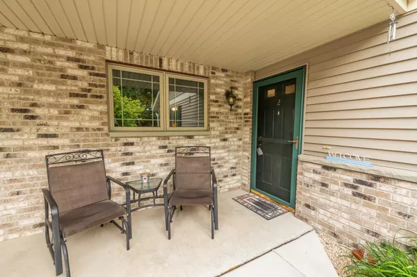 West Bend, WI 53095,1025 Shadowood Cir Unit 2