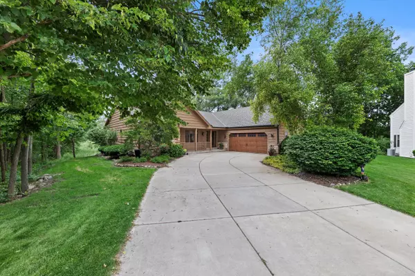 New Berlin, WI 53151,14593 W Fieldpointe Ct