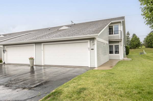 360 Hartford Sq Unit 6, Hartford, WI 53027