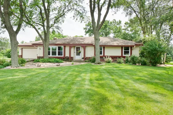 S35W28961 Wern Way, Genesee, WI 53189