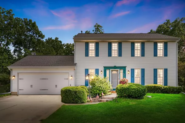 W227S8120 Woodview Ln, Big Bend, WI 53103