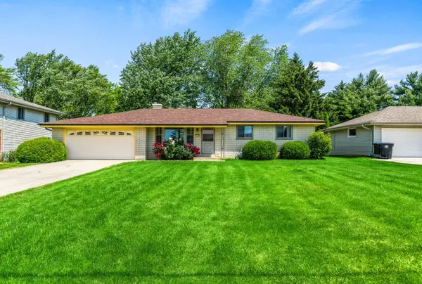 2514 E Grange Ave, Cudahy, WI 53110