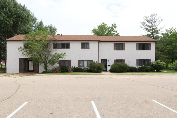 209 S Taft St, Whitewater, WI 53190