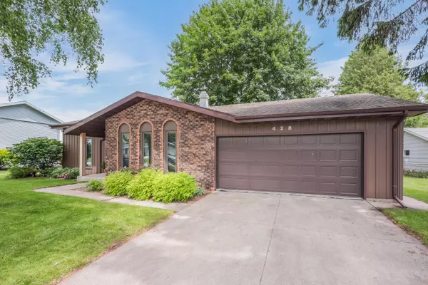 Francis Creek, WI 54214,428 Norwood Dr