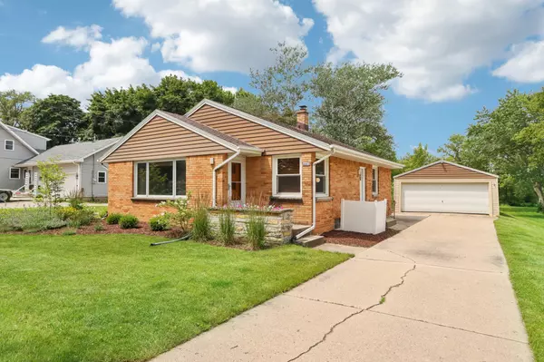 4443 S Moorland Rd, New Berlin, WI 53151