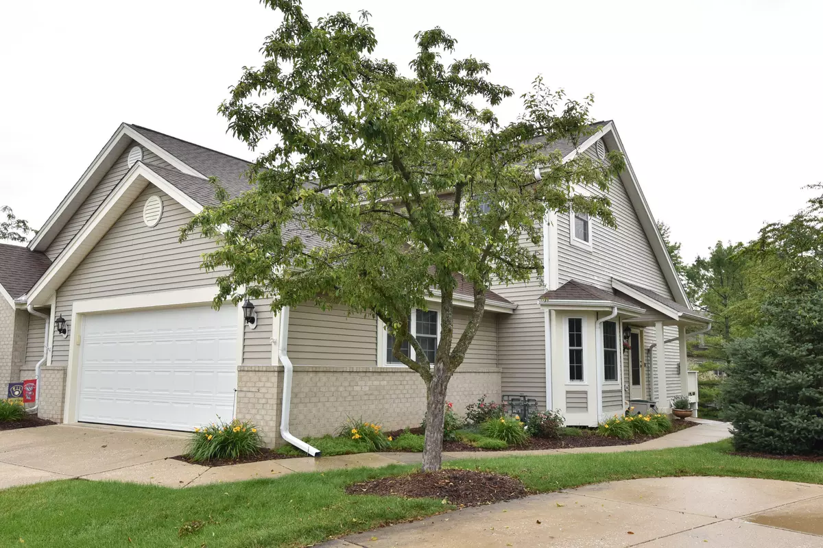 New Berlin, WI 53151,14125 W Twilight Way