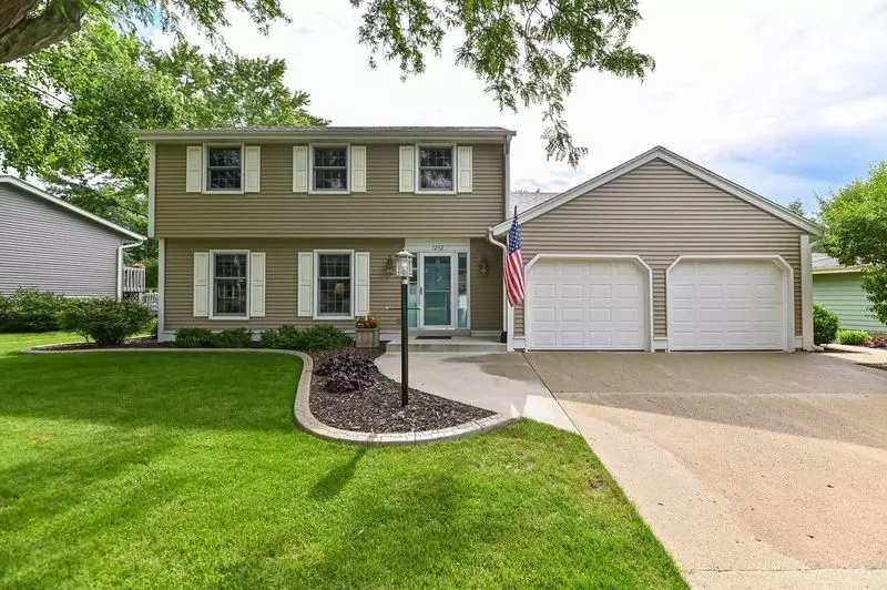 Mukwonago, WI 53149,1232 River Park Cir W