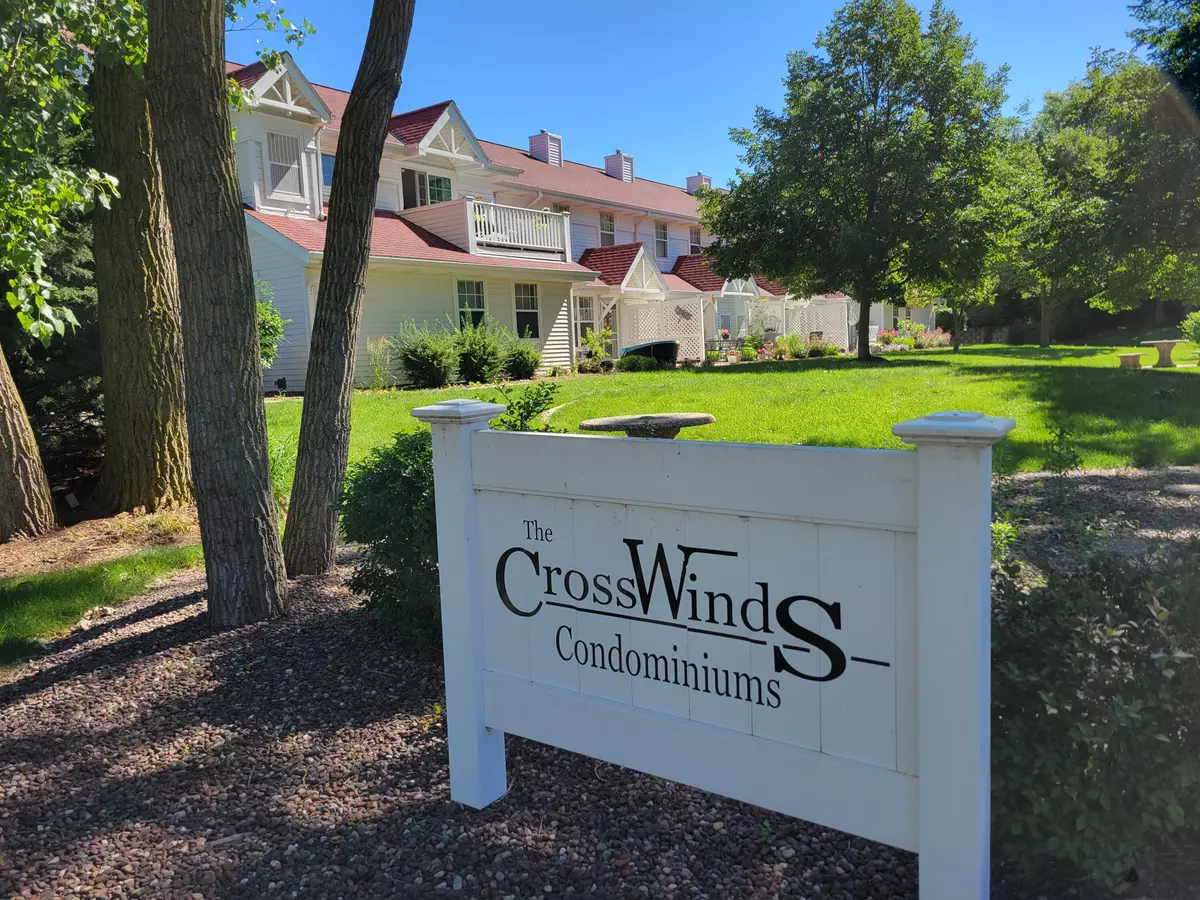 Cudahy, WI 53110,6010 S Crosswinds Dr Unit 5