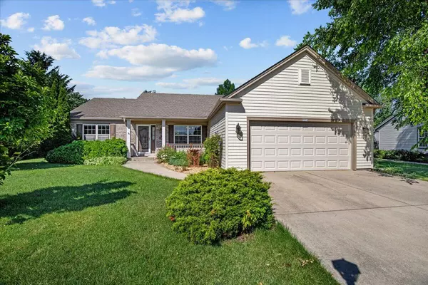 1714 Carriage Dr, East Troy, WI 53120