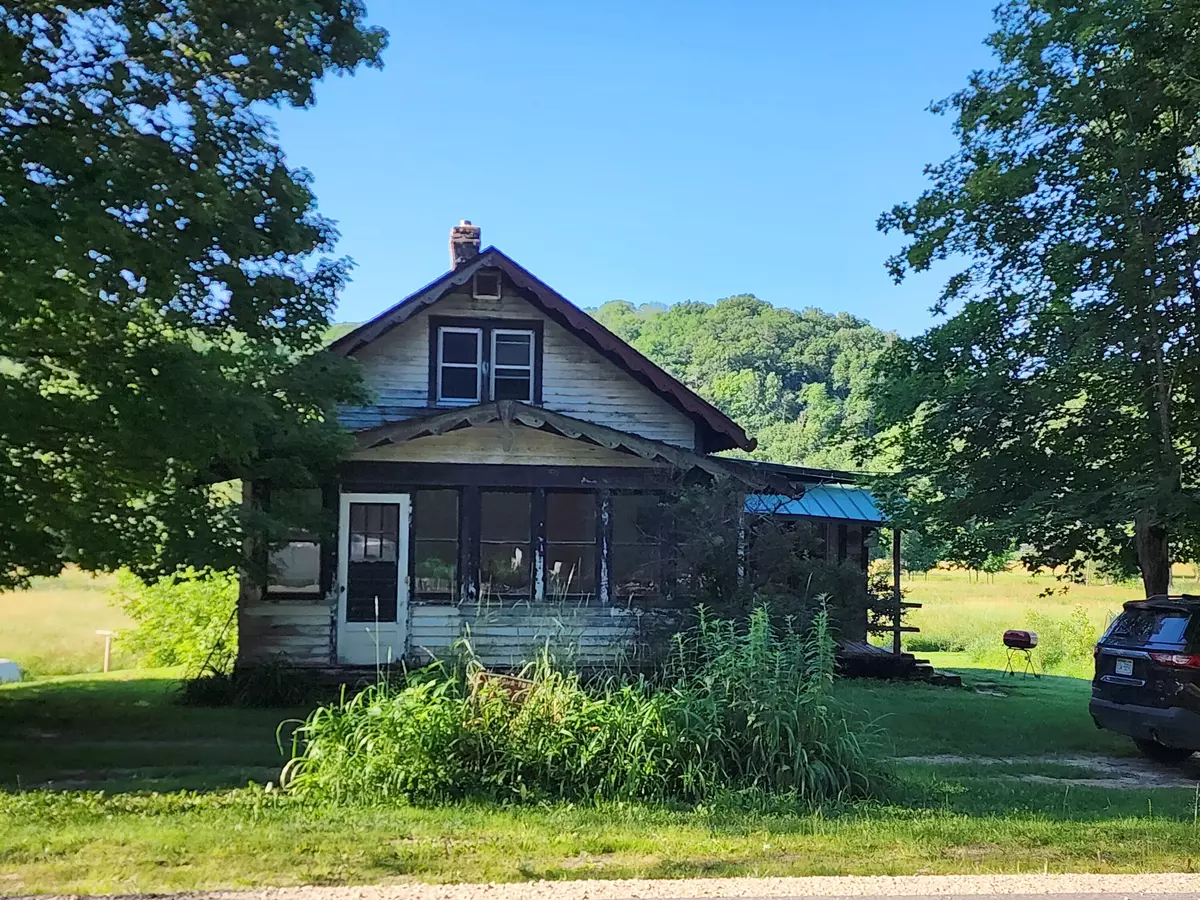 Viroqua, WI 54665,E9277 State Highway 56 -