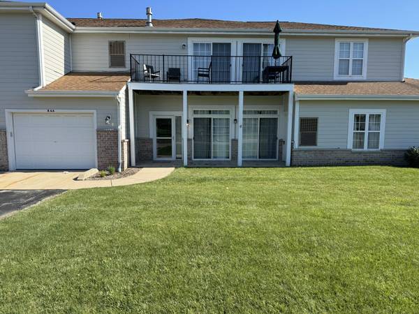 6620 Meadowlands Cir Unit 8AA, Pleasant Prairie, WI 53158