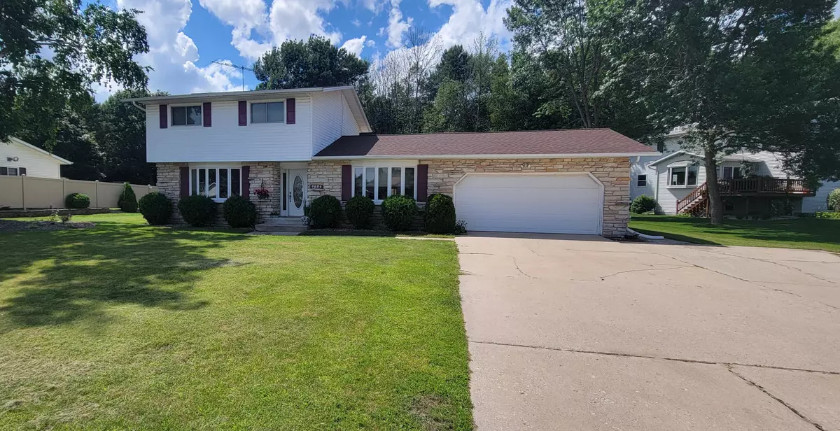 Two Rivers, WI 54241,4804 Forest Hills Dr