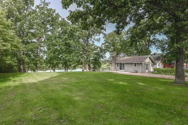 N6819 Lake Dr, Richmond, WI 53190