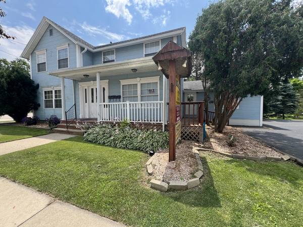 239 E Milwaukee St, Whitewater, WI 53190