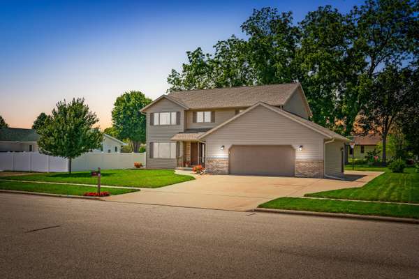 112 Vera Ln N, West Salem, WI 54669