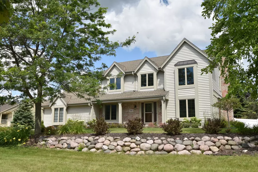 220 Nautica Dr, Port Washington, WI 53074