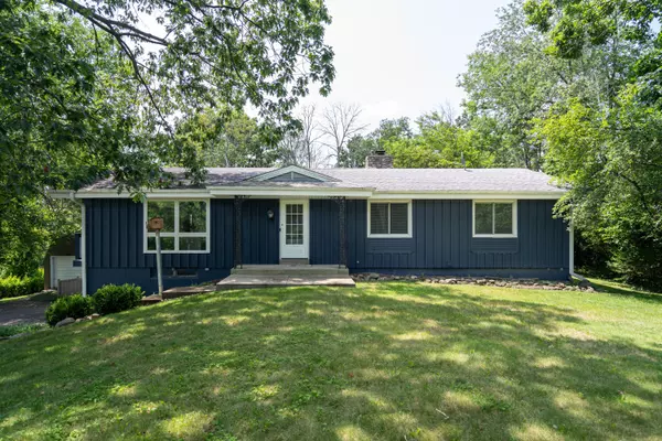 417 Plat Rd, Richfield, WI 53017