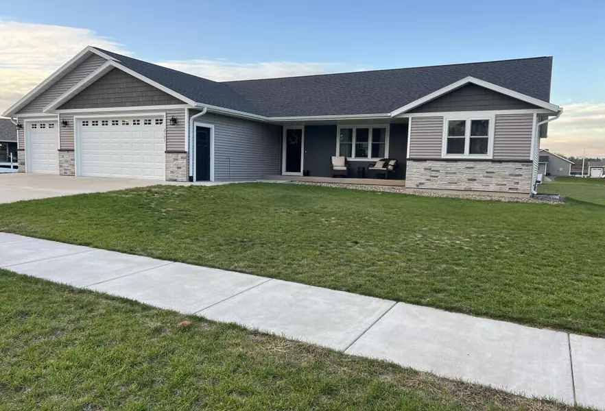 2121 Prairie Pl, Holmen, WI 54636